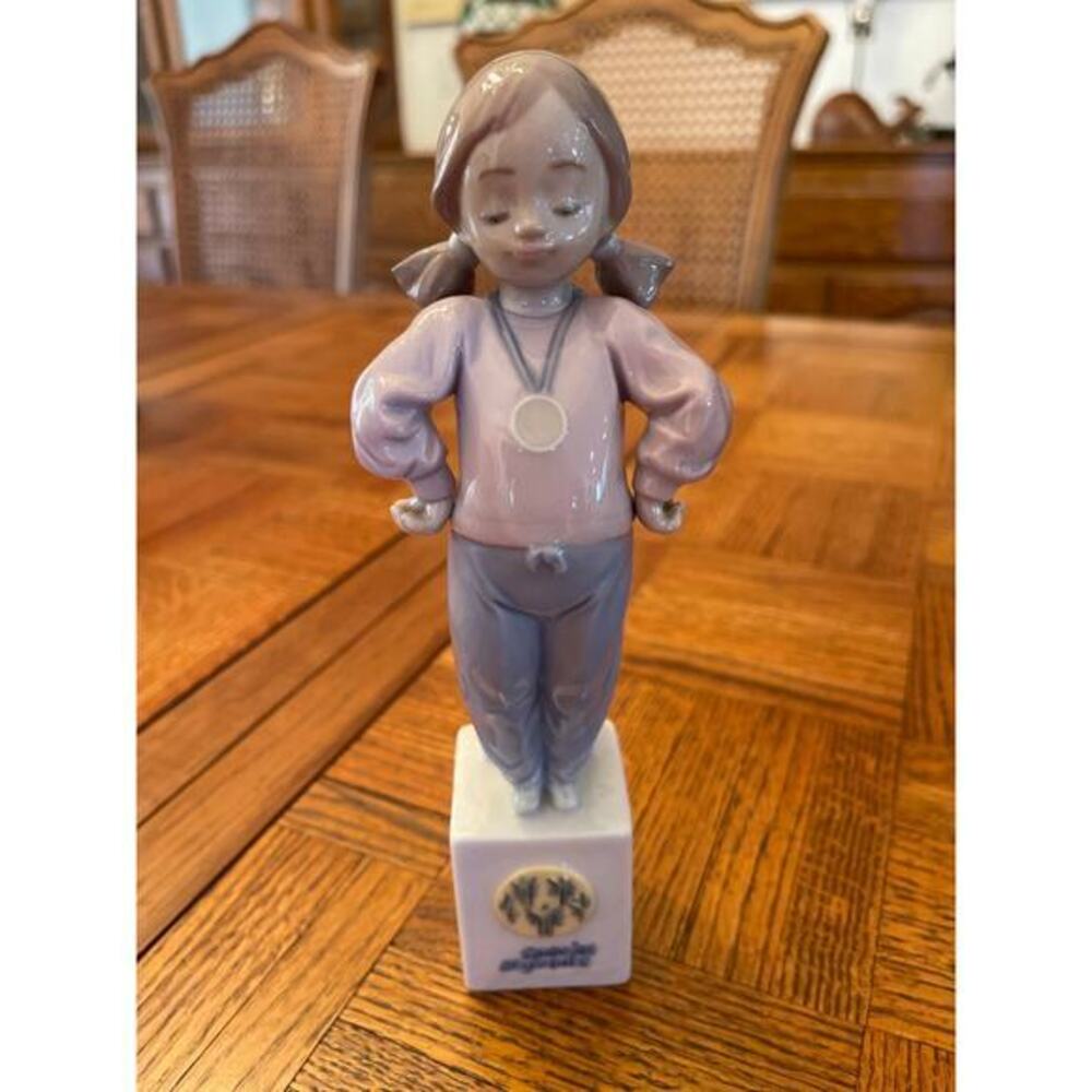 LLADRO Olympic pride special Olympics